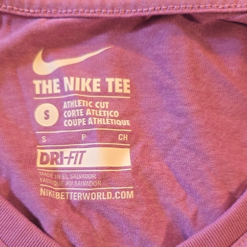 Bundle of Nike Blue Tank Top &  Athletic Lavender Short Sleeve Tee S - Picture 2 of 4